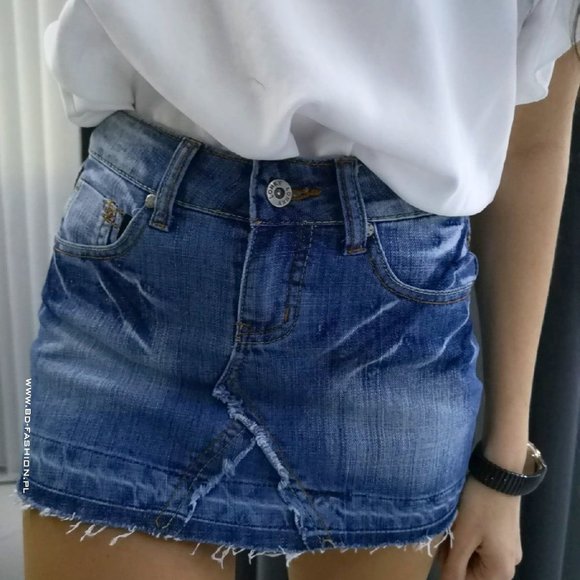 Designer Ladys Jeans Skirt from Europe - Picture 1 of 6